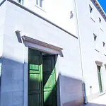 Lemon Tree Apartman Postira