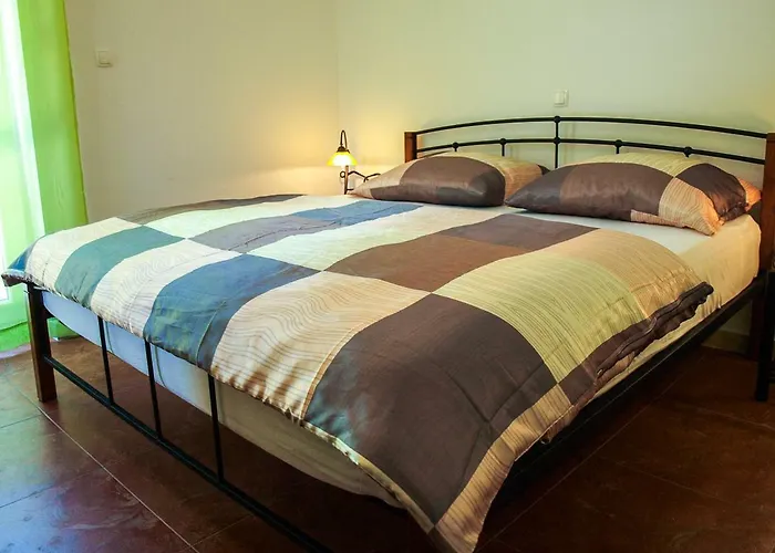Lemon Tree Apartman Postira