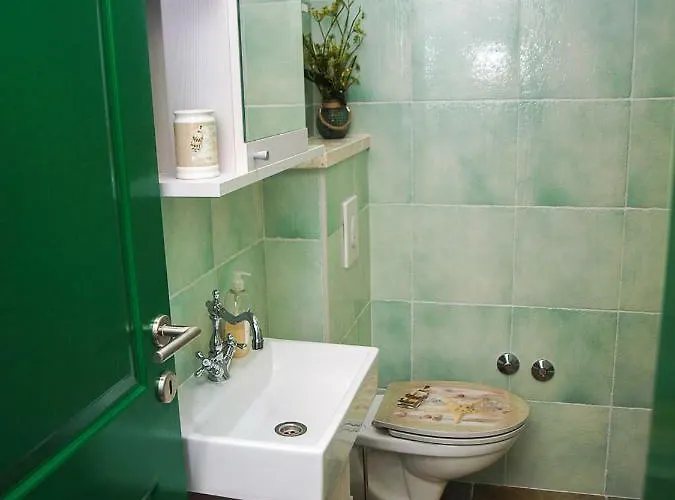 Lemon Tree * Postira